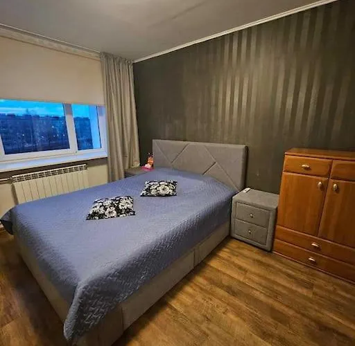 1-Bedroom Apartment On The 5Th Floor, 8-Min Trainride From Old Town